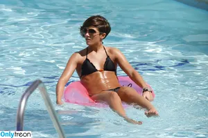 Frankie Bridge / Frankie Sandford (The Saturdays / frankiebridge nude photo #0727