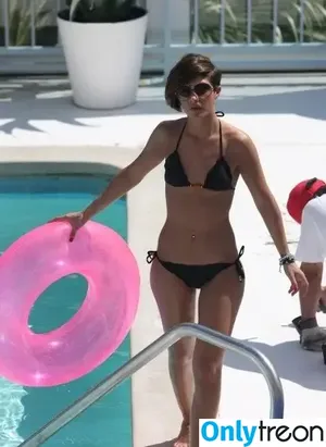 Frankie Bridge / Frankie Sandford (The Saturdays / frankiebridge nude photo #0743