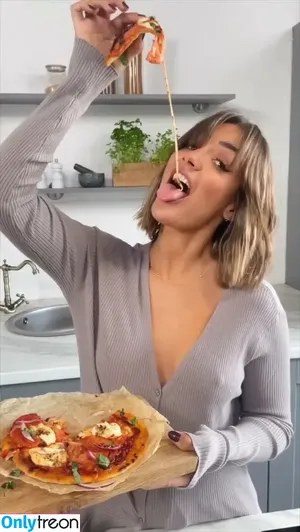 Frankie Bridge / Frankie Sandford (The Saturdays / frankiebridge nude photo #1399