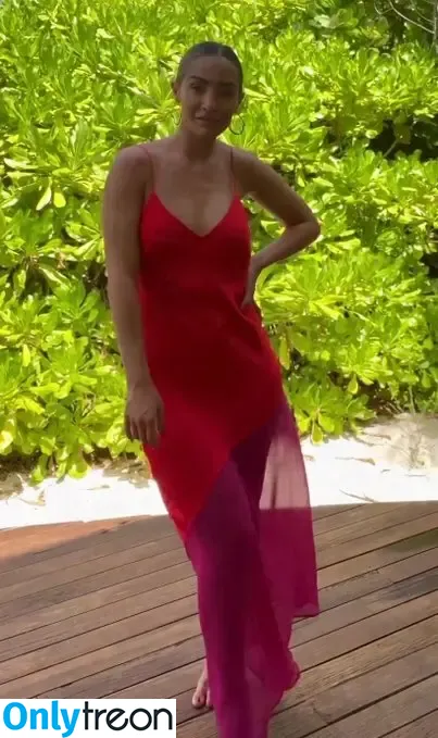 Frankie Bridge nude photo #1110 (Frankie Sandford (The Saturdays / frankiebridge)