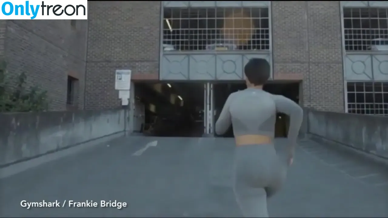 Frankie Bridge nude photo #1153 (Frankie Sandford (The Saturdays / frankiebridge)