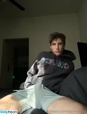 frankierossi / itsfrankierossi nude photo #0078
