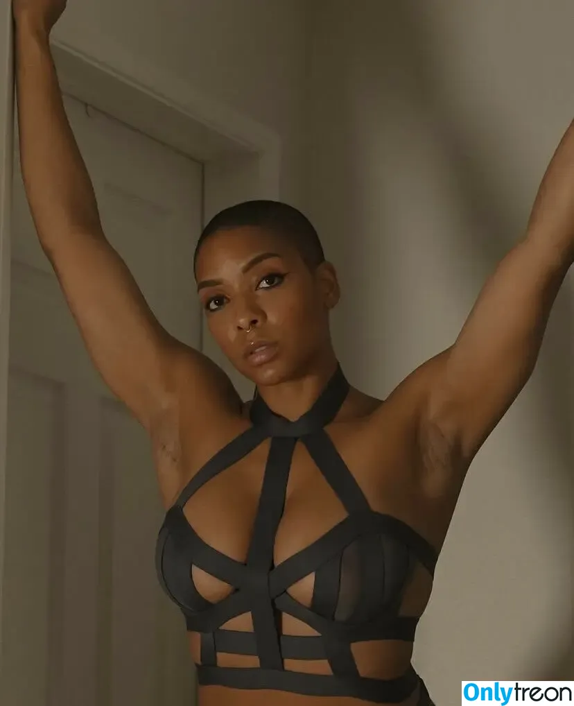 Frankiiy nude photo #0296 (frankiiy_ / no.frankiiy_)