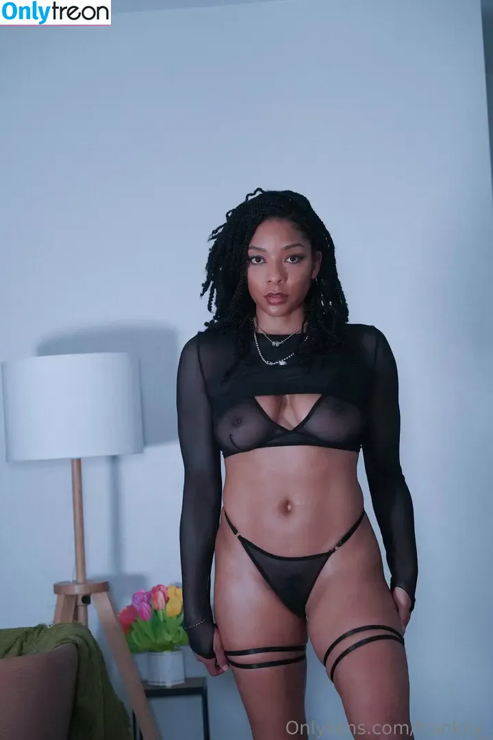 Frankiiy nude photo #0302 (frankiiy_ / no.frankiiy_)