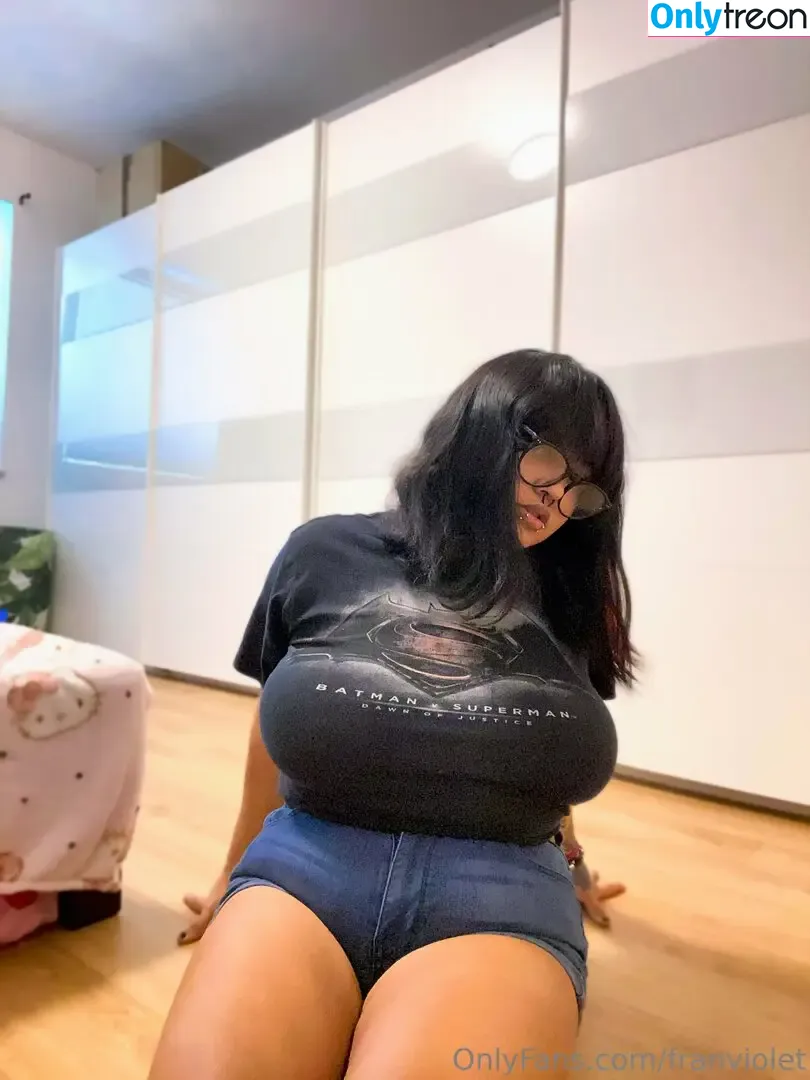 franviolet nude photo #0152 (franowo / franvioletuwu)