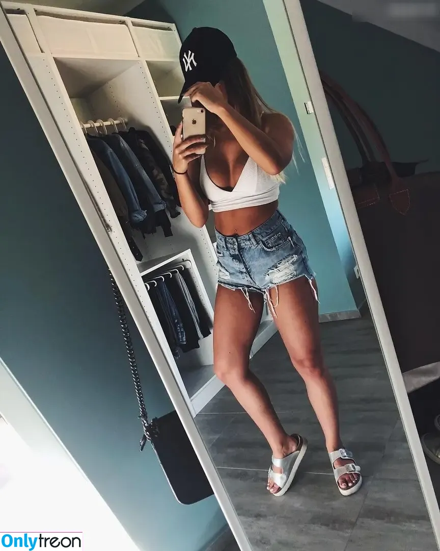 Franzi_DN nude photo #0004 (Franzi_DN)