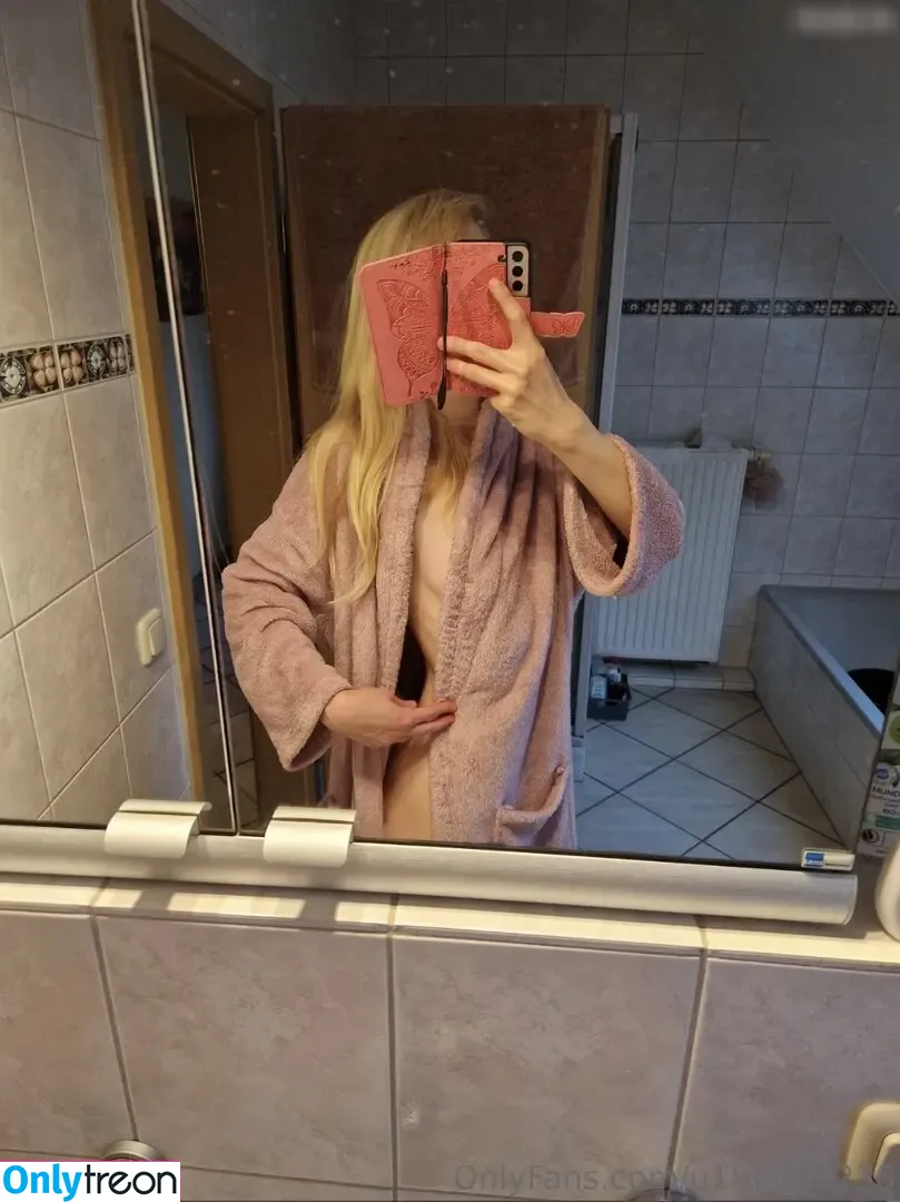Franziska Reineke nude photo #0028 (reinekefranziska / u180600238)
