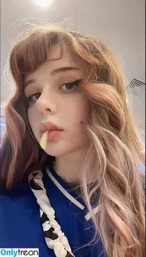 frauleinmilk / suisai.uwu / suisaiuwu nude photo #0217