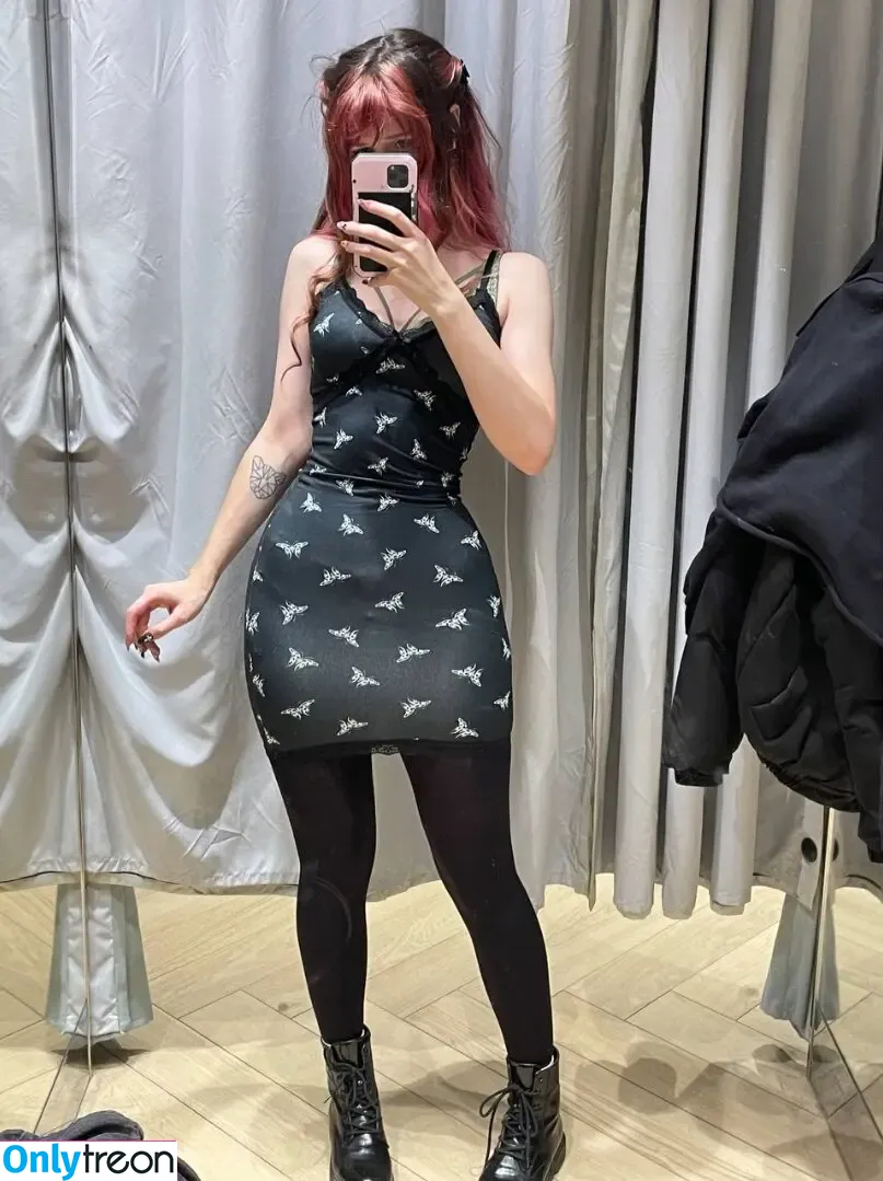 frauleinmilk nude photo #0201 (suisai.uwu / suisaiuwu)