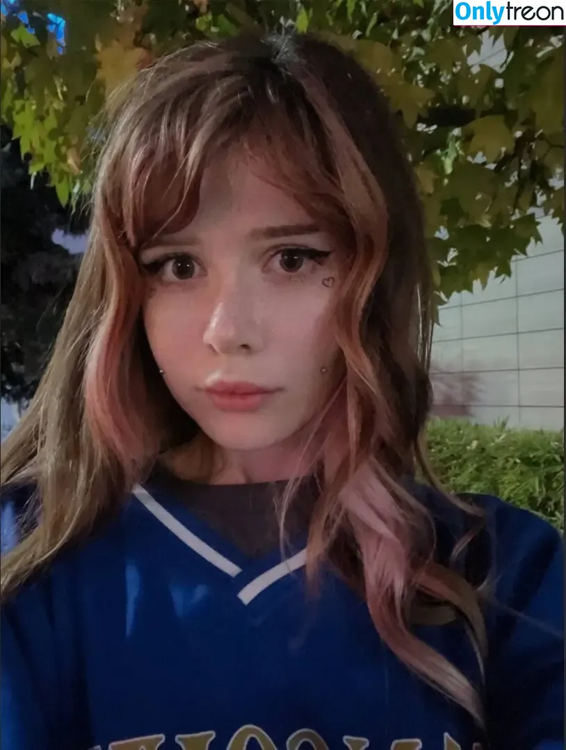 frauleinmilk nude photo #0218 (suisai.uwu / suisaiuwu)