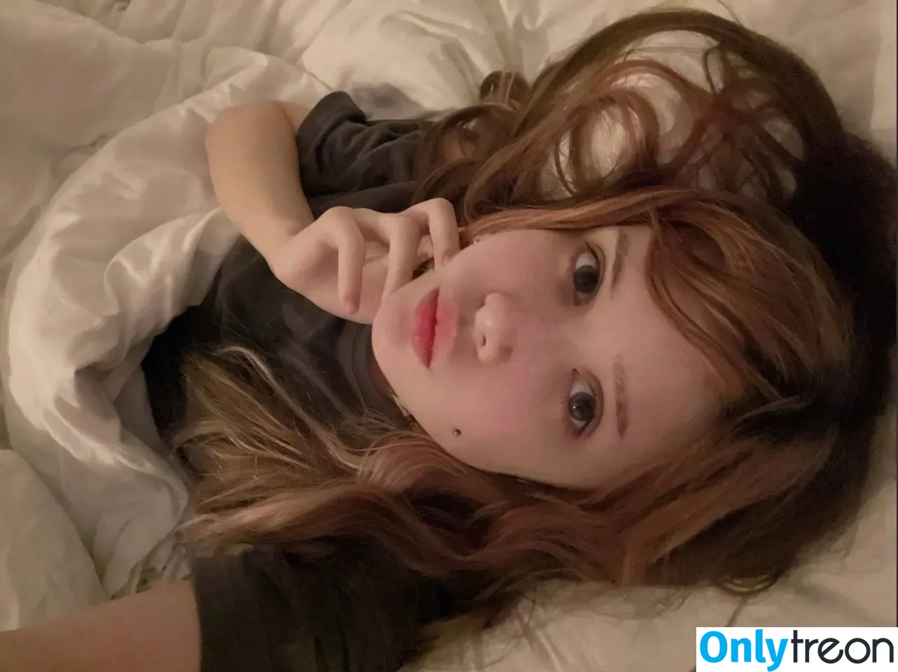 frauleinmilk nude photo #0219 (suisai.uwu / suisaiuwu)