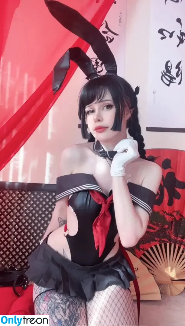 frauleinmilk nude photo #0307 (suisai.uwu / suisaiuwu)