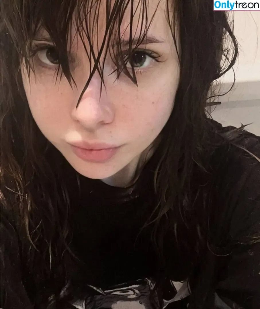 frauleinmilk nude photo #0537 (suisai.uwu / suisaiuwu)