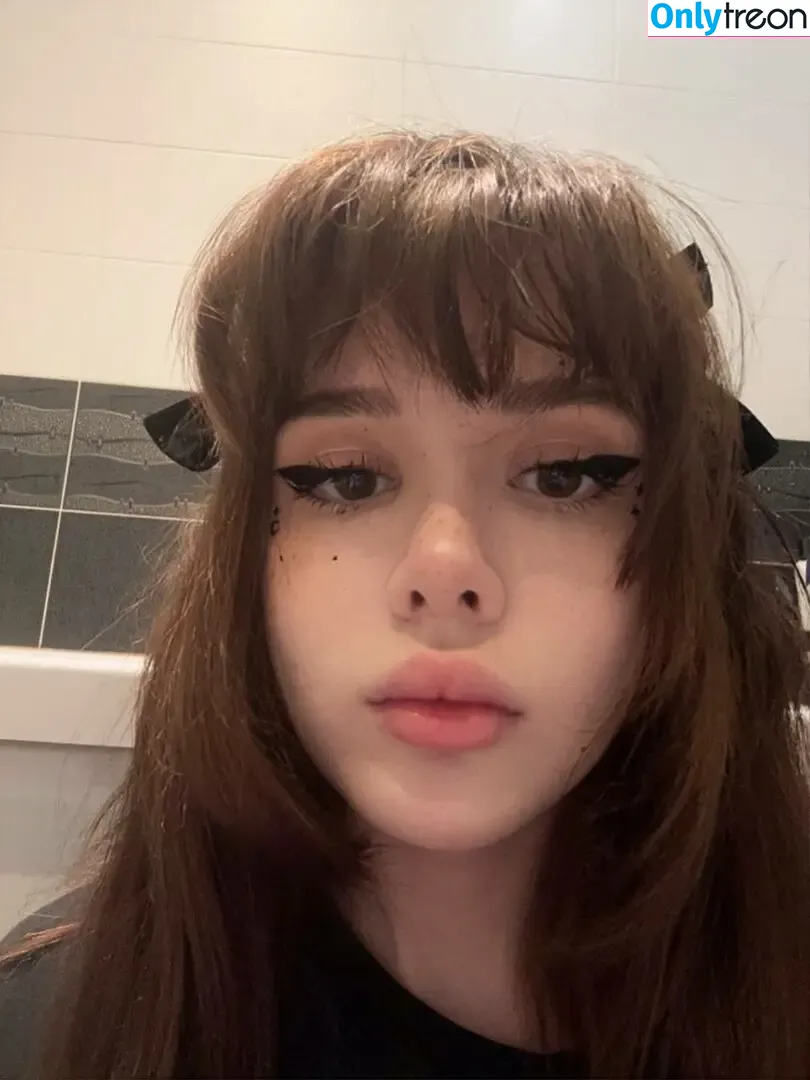 frauleinmilk nude photo #0542 (suisai.uwu / suisaiuwu)