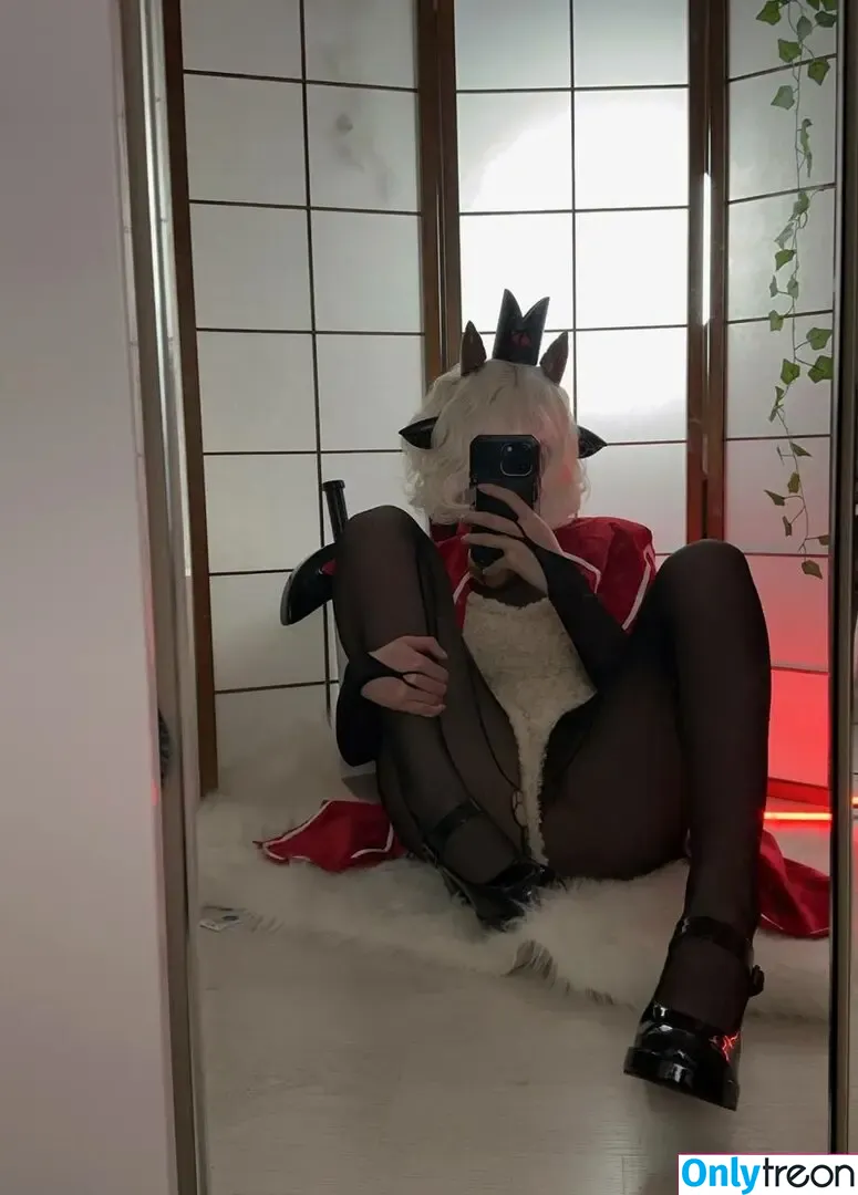 frauleinmilk nude photo #0560 (suisai.uwu / suisaiuwu)