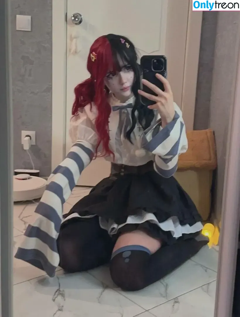 frauleinmilk nude photo #0601 (suisai.uwu / suisaiuwu)