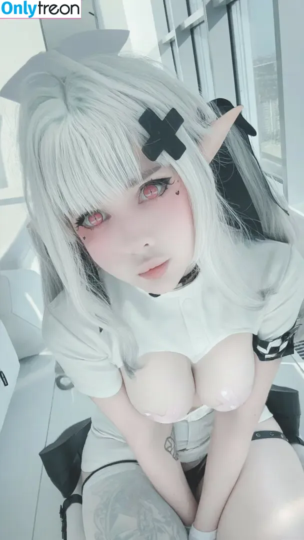 frauleinmilk nude photo #0871 (suisai.uwu / suisaiuwu)