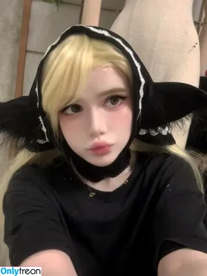 frauleinmilk / suisai.uwu / suisaiuwu nude photo #1053