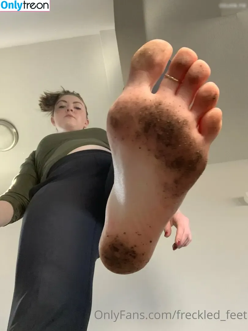freckled_feet nude photo #0119 (freckled_feet)