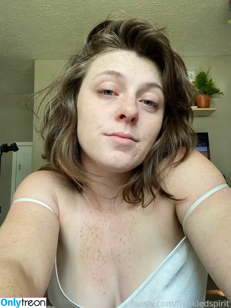 freckledspirit nude photo #0039 (Creepyspookygirl / Freakysweetgirl / freckled.spirits / freckledspirit2)