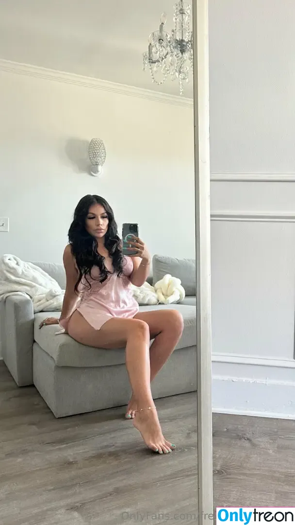freefeetbyselmsc nude photo #0015 (officialfbyselms)