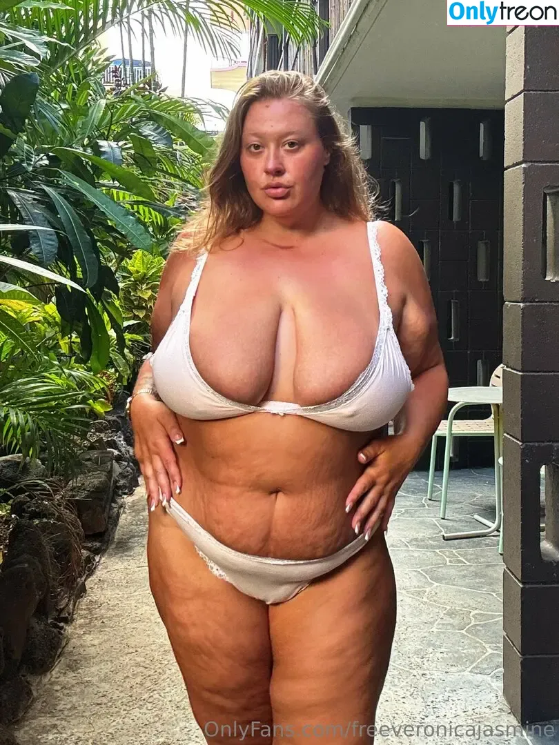 freeveronicajasmine nude photo #0094 (thatveronicajasmine)