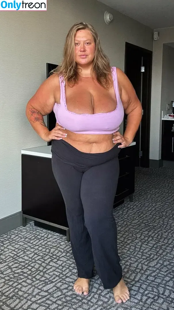 freeveronicajasmine nude photo #0132 (thatveronicajasmine)