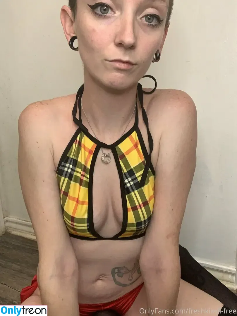 freshkiiwii-free nude photo #0019 (fresh.kiiwii)