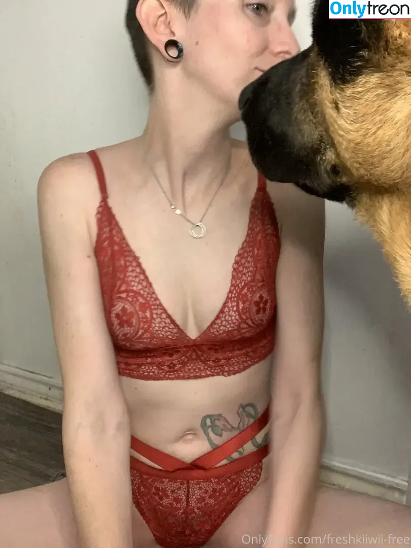 freshkiiwii-free nude photo #0030 (fresh.kiiwii)