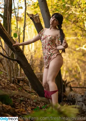freshleaslovakia / liasoloviiova nude photo #0035