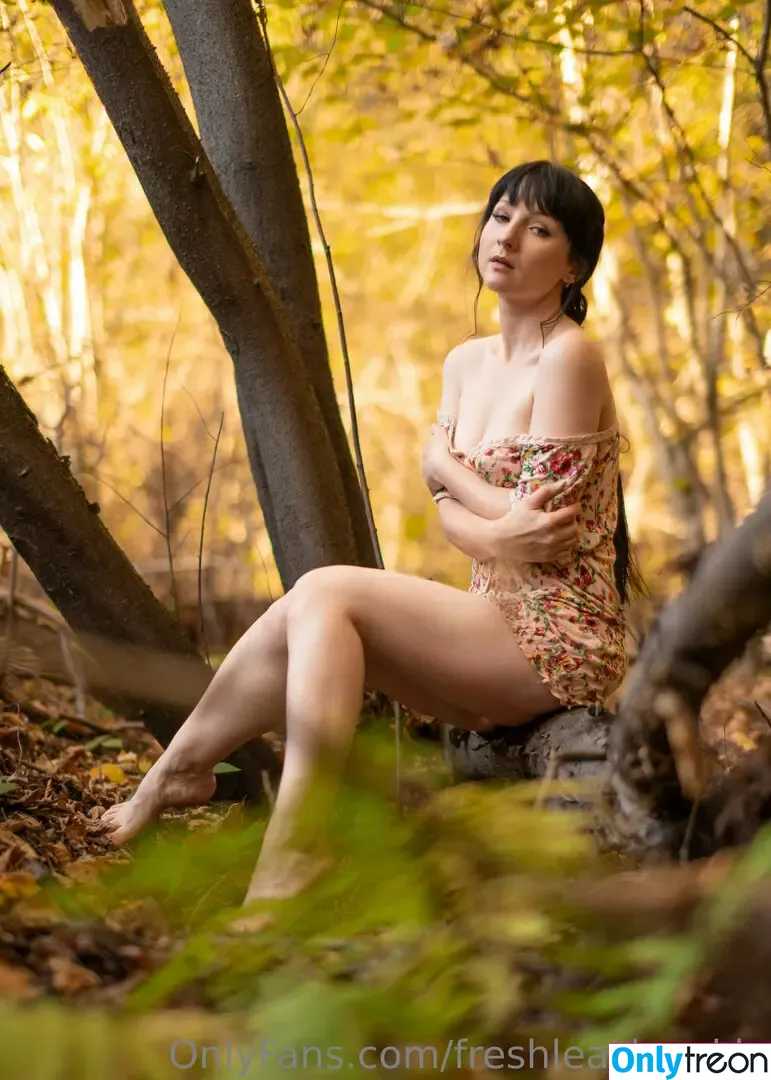 freshleaslovakia nude photo #0032 (liasoloviiova)