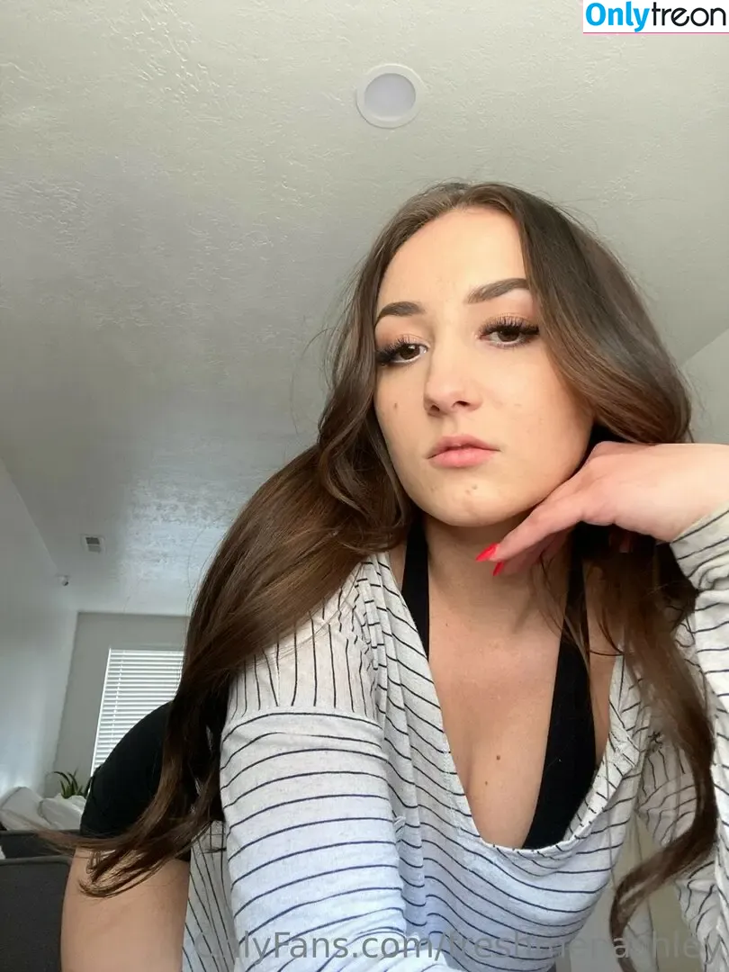 freshmenashley nude photo #0077 (heyitsmenashly)