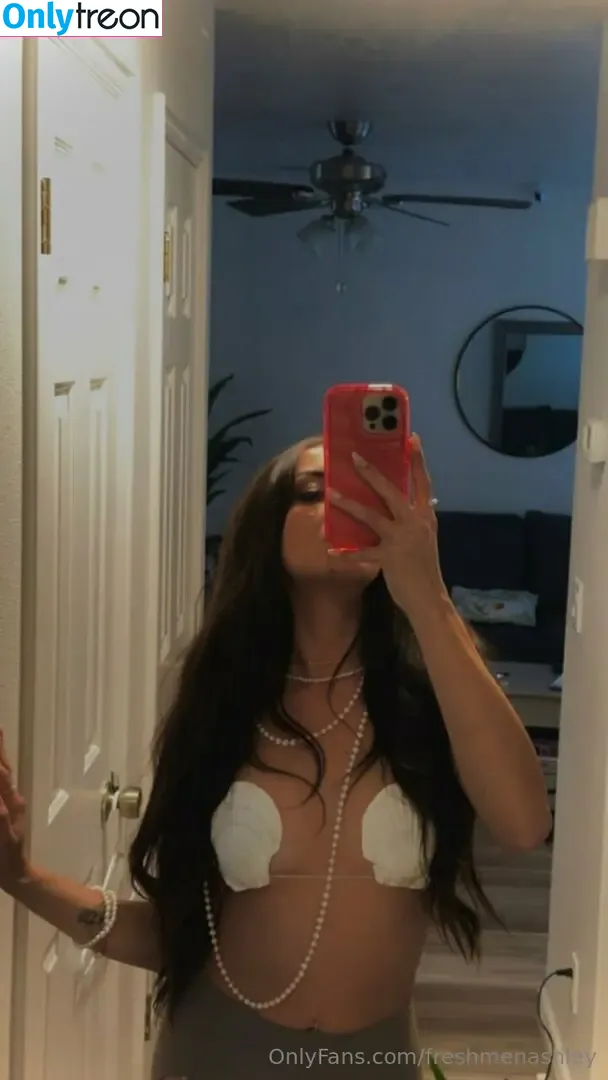 freshmenashley nude photo #1115 (heyitsmenashly)