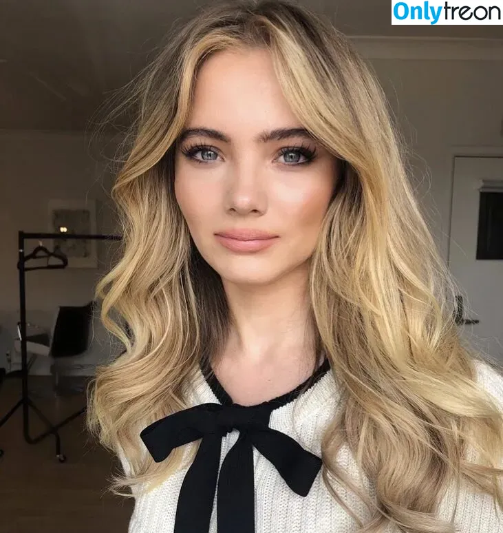 Freya Allan nude photo #0076 (Ciri / freyaallan / freyaallann)