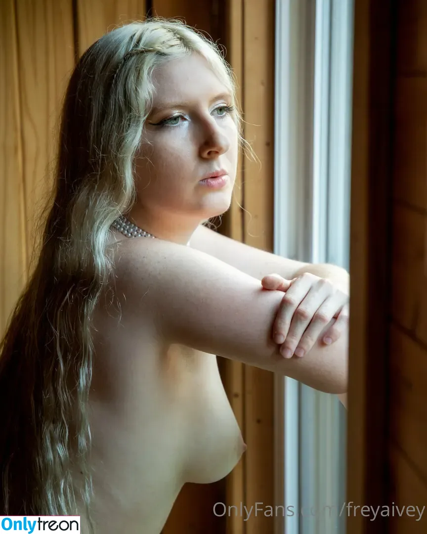 freyaivey nude photo #0042 (freyaivey1)