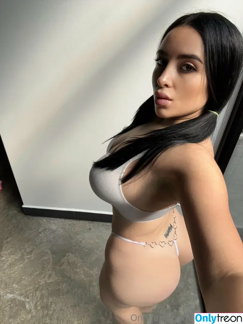 fridashevchuk nude photo #0086 (fridah_kings)