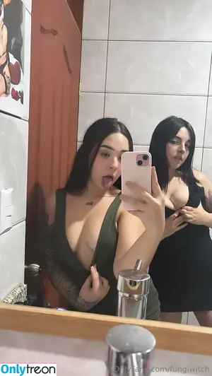  nude photo #0010