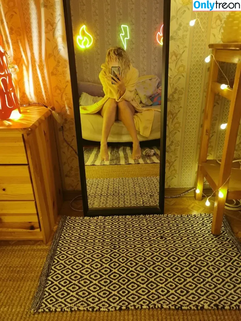 funsnail nude photo #1028 (Funnycat / Maria smirnova)