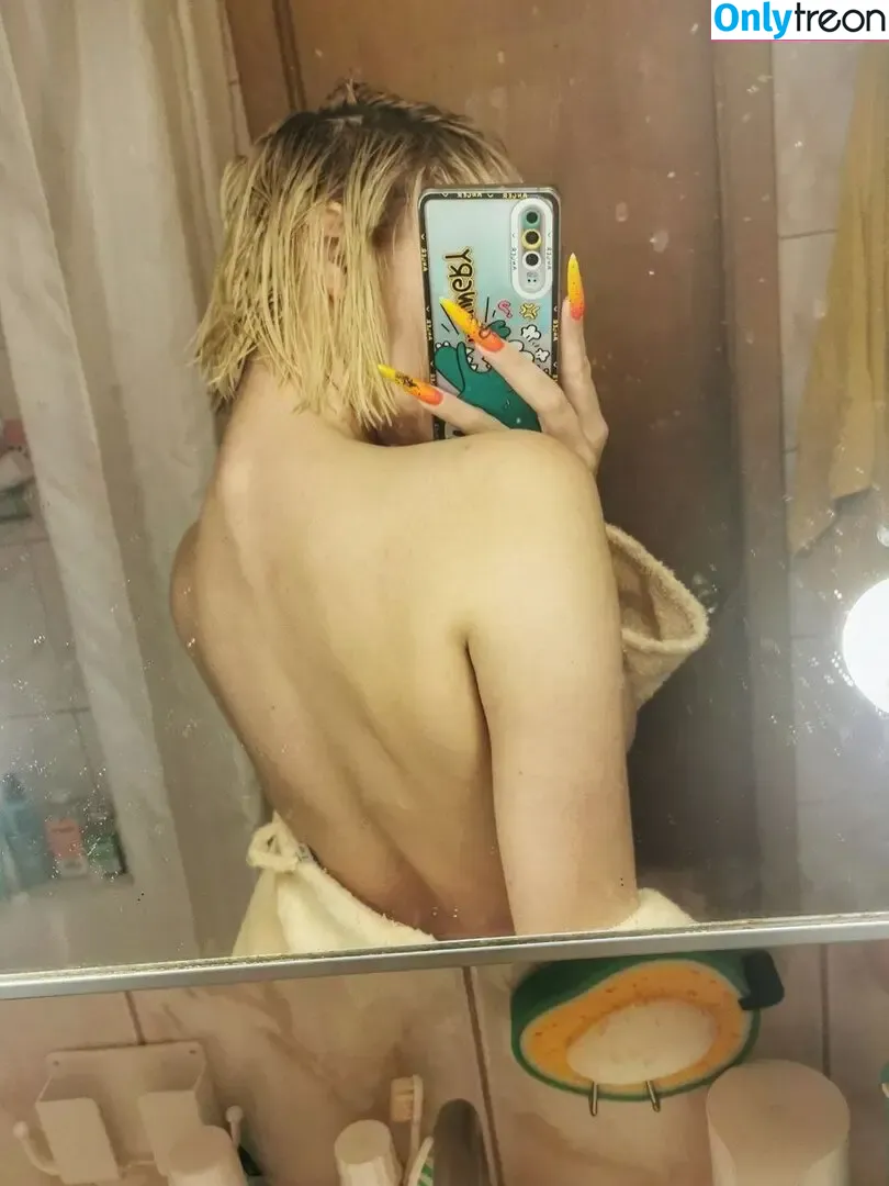 funsnail nude photo #1137 (Funnycat / Maria smirnova)