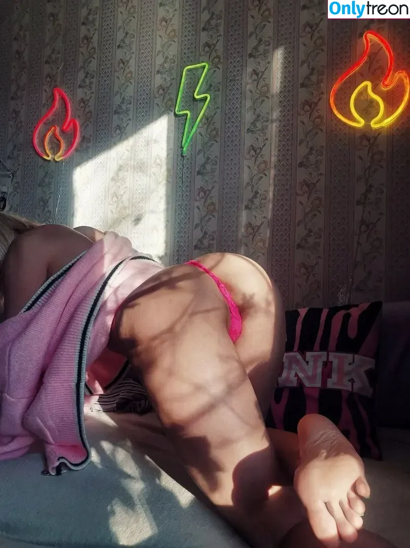 funsnail nude photo #1239 (Funnycat / Maria smirnova)