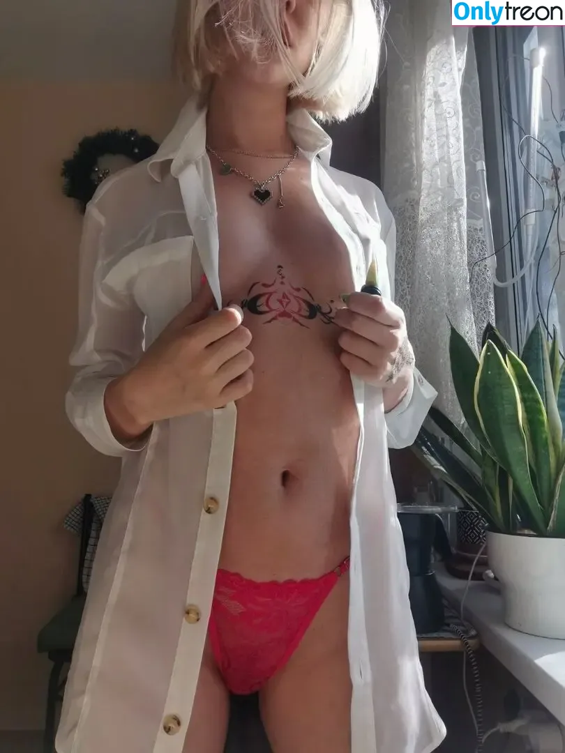 funsnail nude photo #1279 (Funnycat / Maria smirnova)