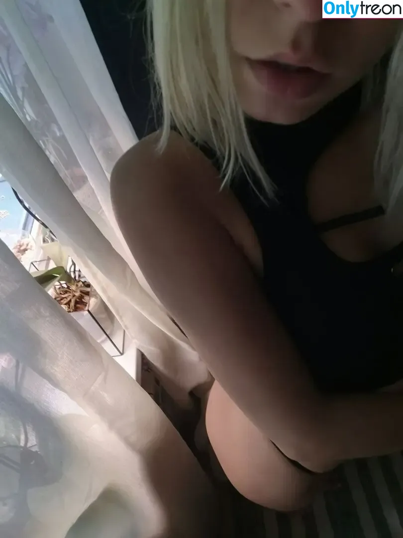 funsnail nude photo #1619 (Funnycat / Maria smirnova)