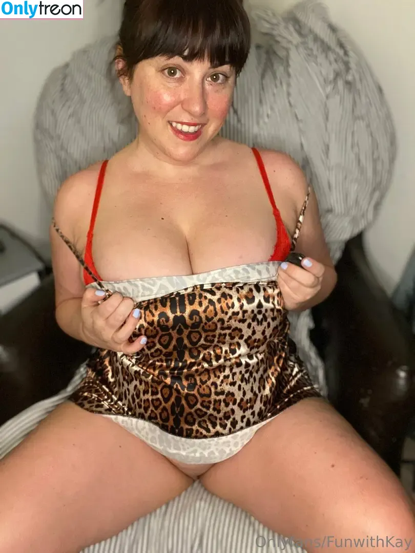 Funwithkay82 nude photo #0022 (Funwithkay)
