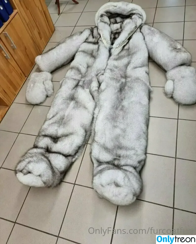 furcoatlove nude photo #0006 (furcoatlove)