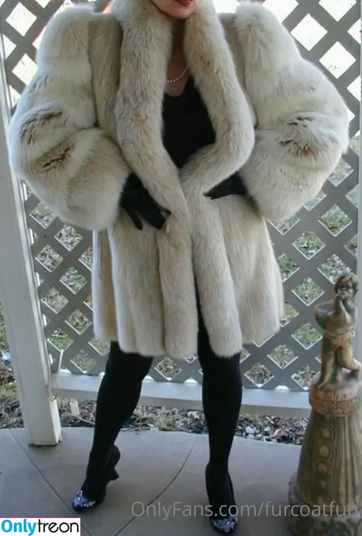 furcoatlove nude photo #0010 (furcoatlove)