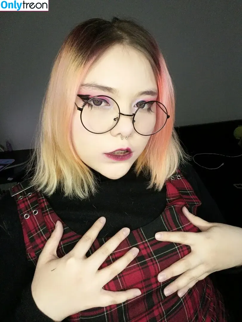 Furiys nude photo #0003 (furikyri)