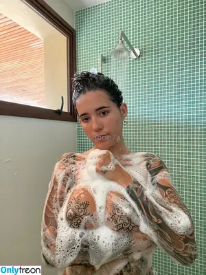 g.abrie7a / gaabrie7a / itsmegabby__ nude photo #0025