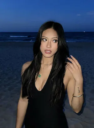 Gabby.hua / Gabby Hua nude photo #0107