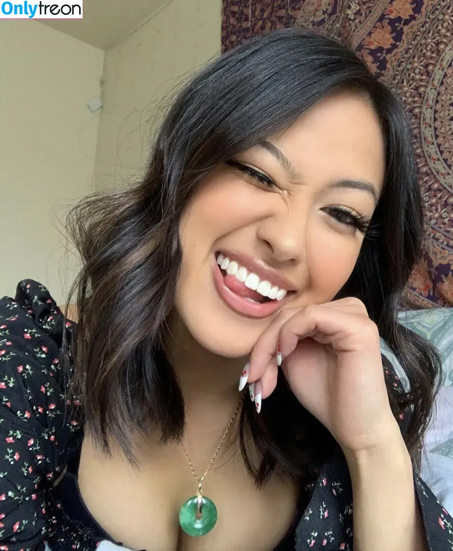 Gabby.hua nude photo #0007 (Gabby Hua)