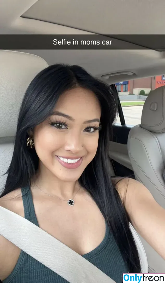 Gabby.hua nude photo #0037 (Gabby Hua)